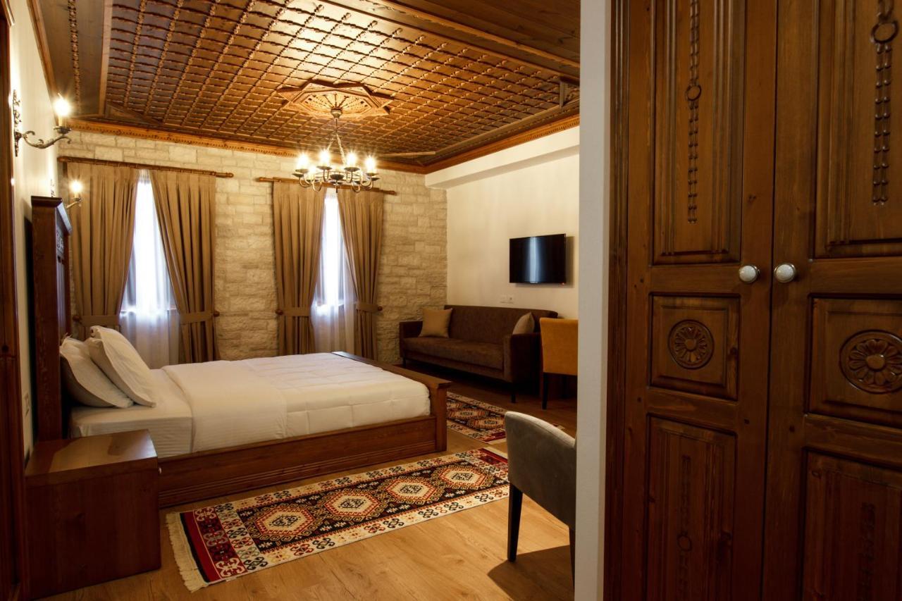 Rose Garden Hotel Gjirokastër Eksteriør billede