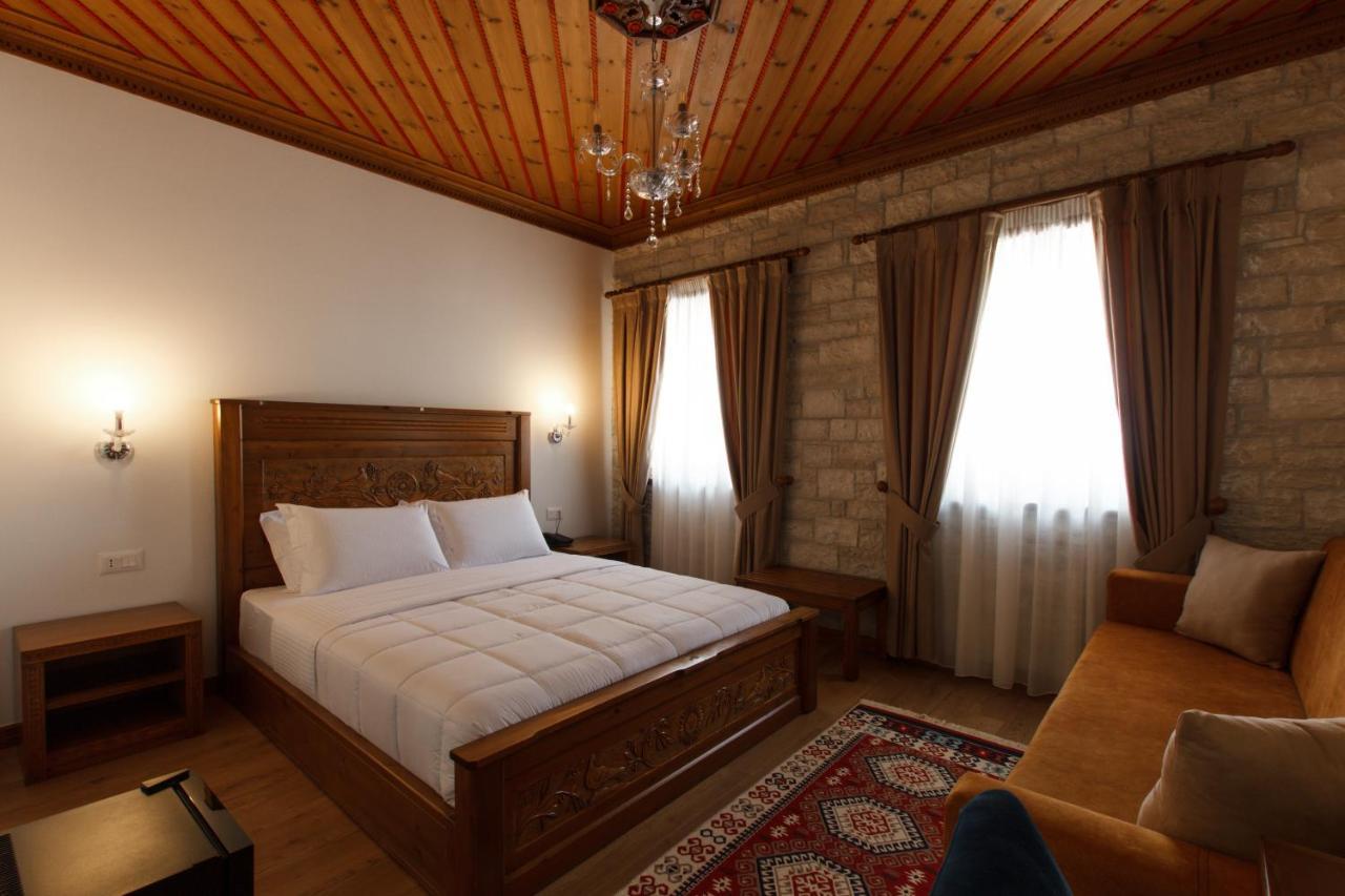 Rose Garden Hotel Gjirokastër Eksteriør billede