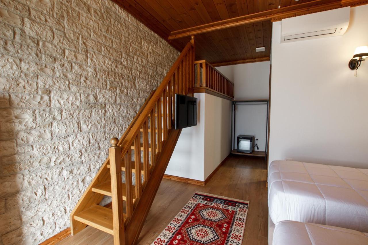 Rose Garden Hotel Gjirokastër Eksteriør billede