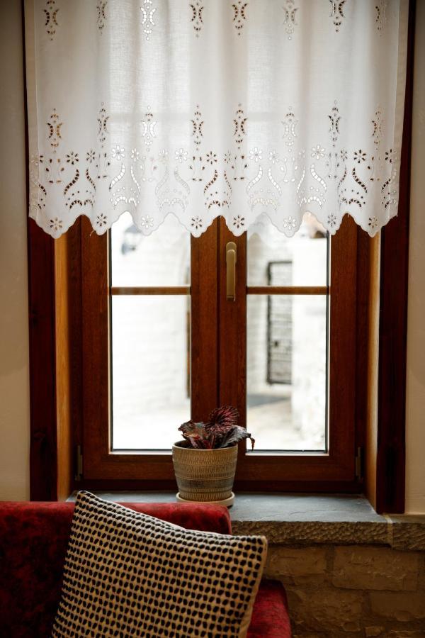 Rose Garden Hotel Gjirokastër Eksteriør billede